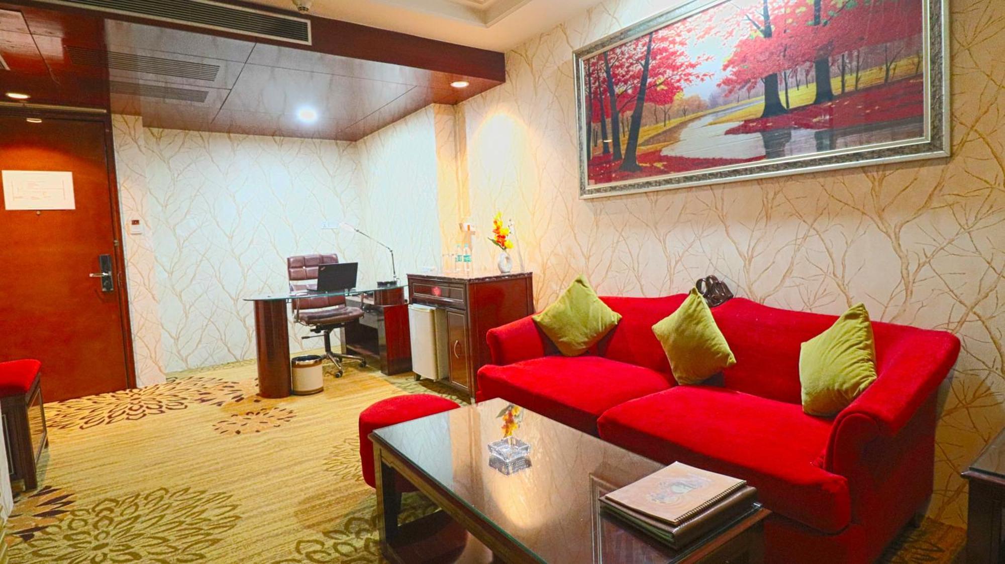 Skycity Hotel Ґурґаон Екстер'єр фото