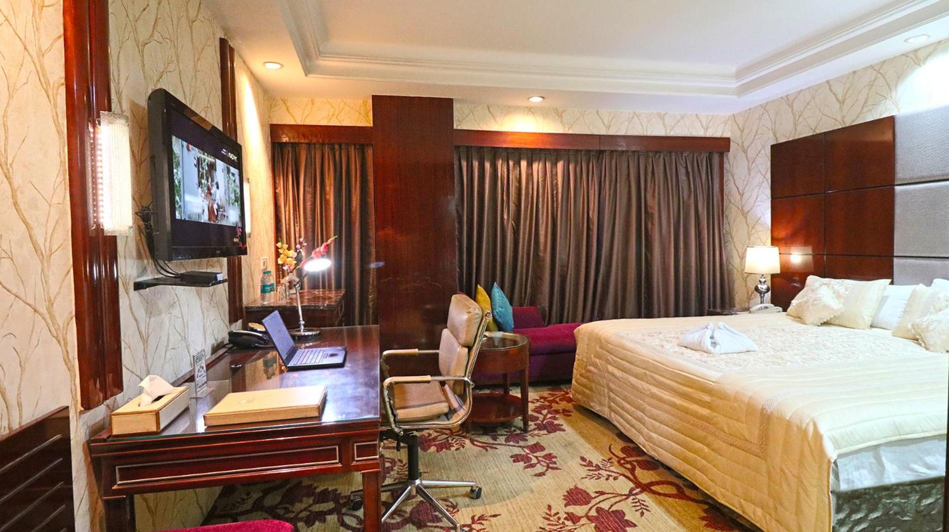 Skycity Hotel Ґурґаон Екстер'єр фото